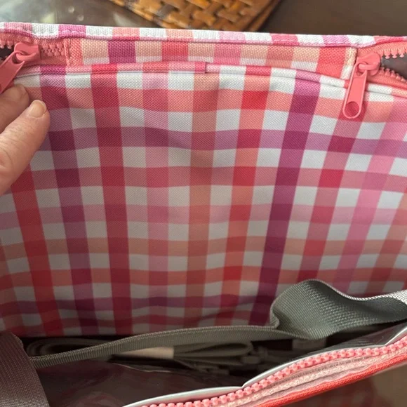 Vibrant MarleyLilly Insulated Cooler Tote Bag - Picture 4 of 10